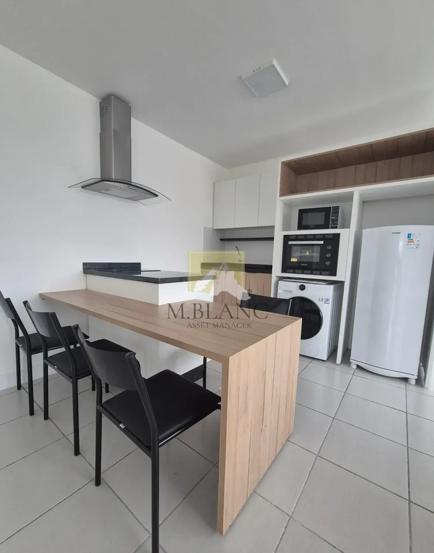2-bedroom apartment with a washing machine in Curitiba — photo 7