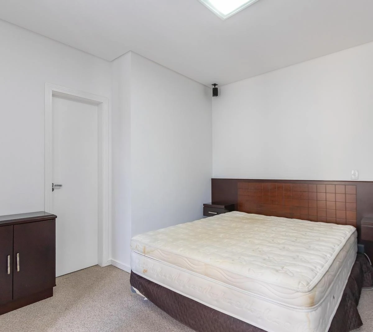 Furnished one-bedroom, 70 m² apartment in Curitiba — photo 4