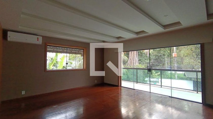 Home office in a 3-bedroom house, 760 m² — photo 5