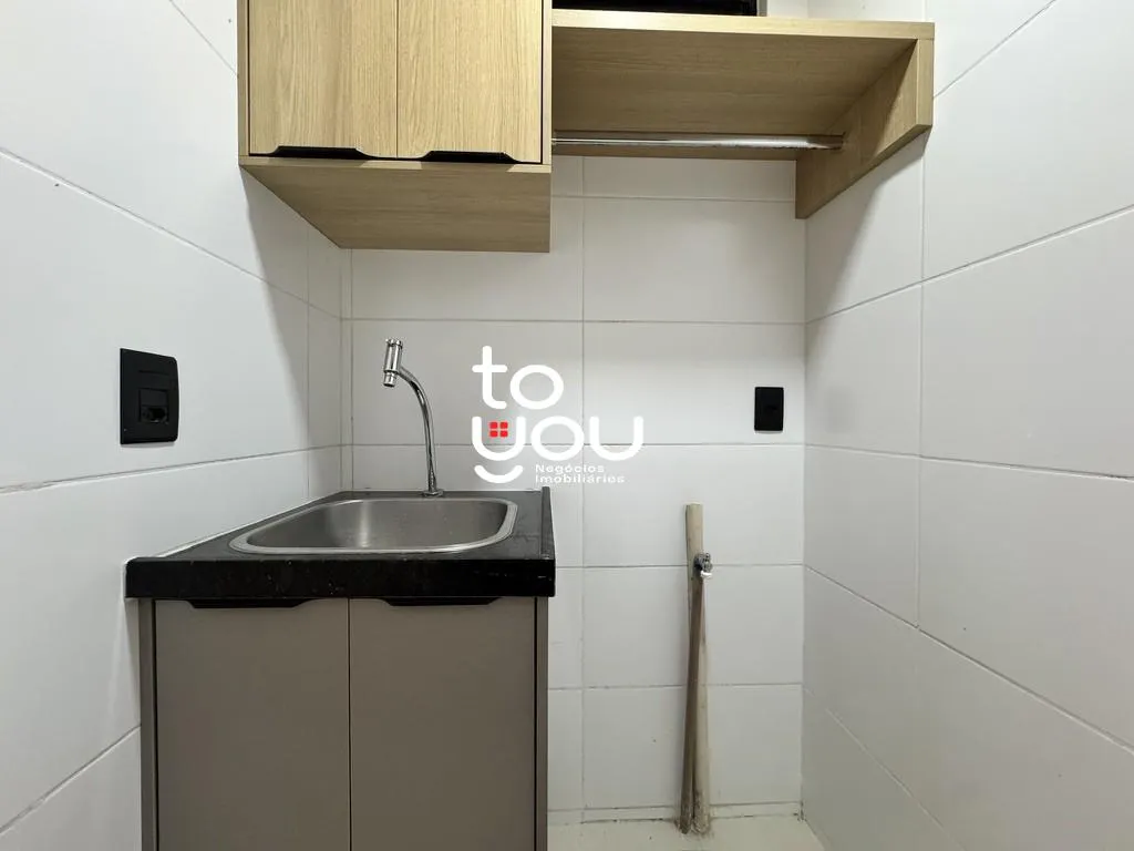Walk-in closet in a 2-bedroom apartment, 65 m² — photo 30