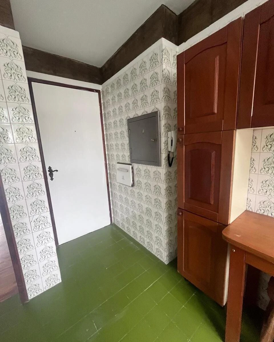 4-bedroom apartment with a home office in Curitiba — photo 31