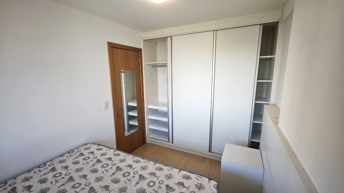 Furnished 1-bedroom apartment with a balcony — photo 2