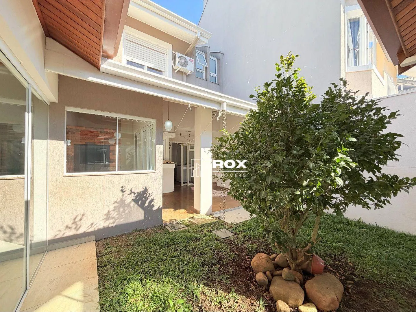 Casa en condominio con 5 dormitorios y piscina — photo 23