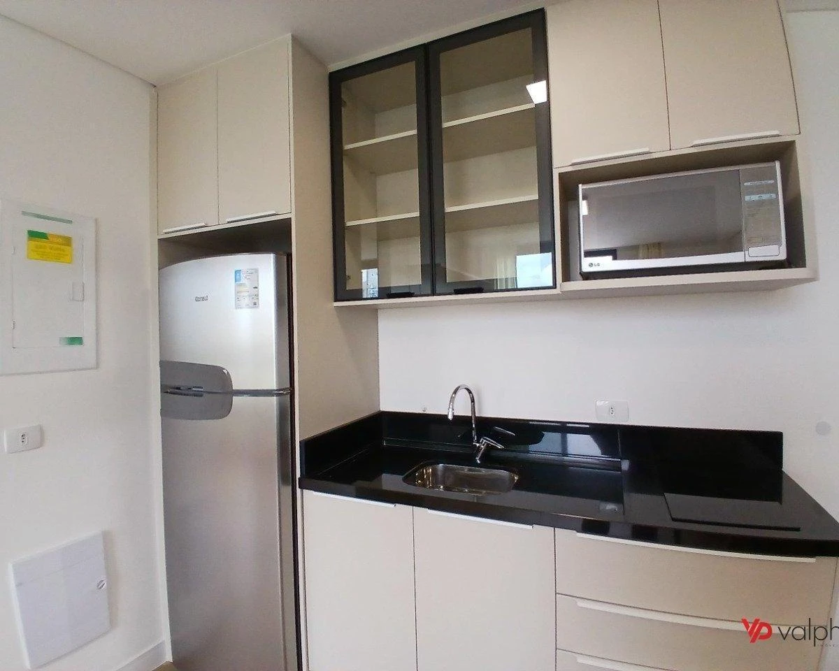 Home office in a one-bedroom apartment, 32 m² — photo 11