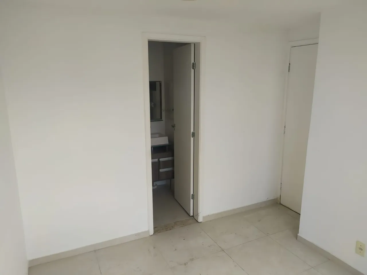 Apartamento sin muebles con 2 dormitorios y cocina separada — photo 14