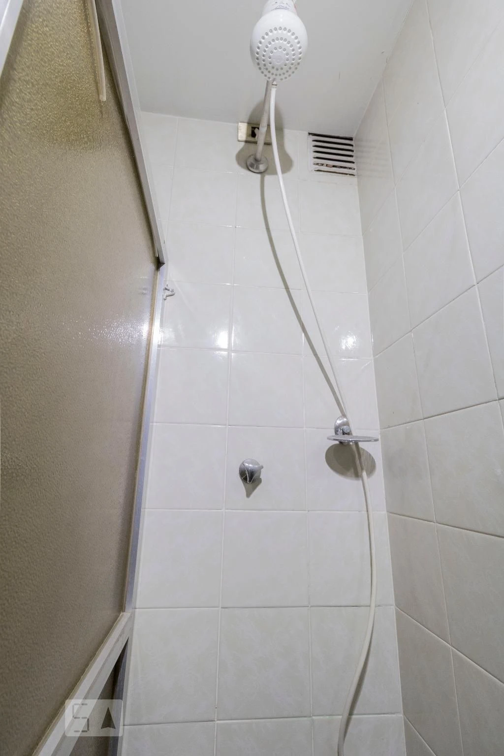 Unfurnished studio with balcony and 1 bathroom — photo 17
