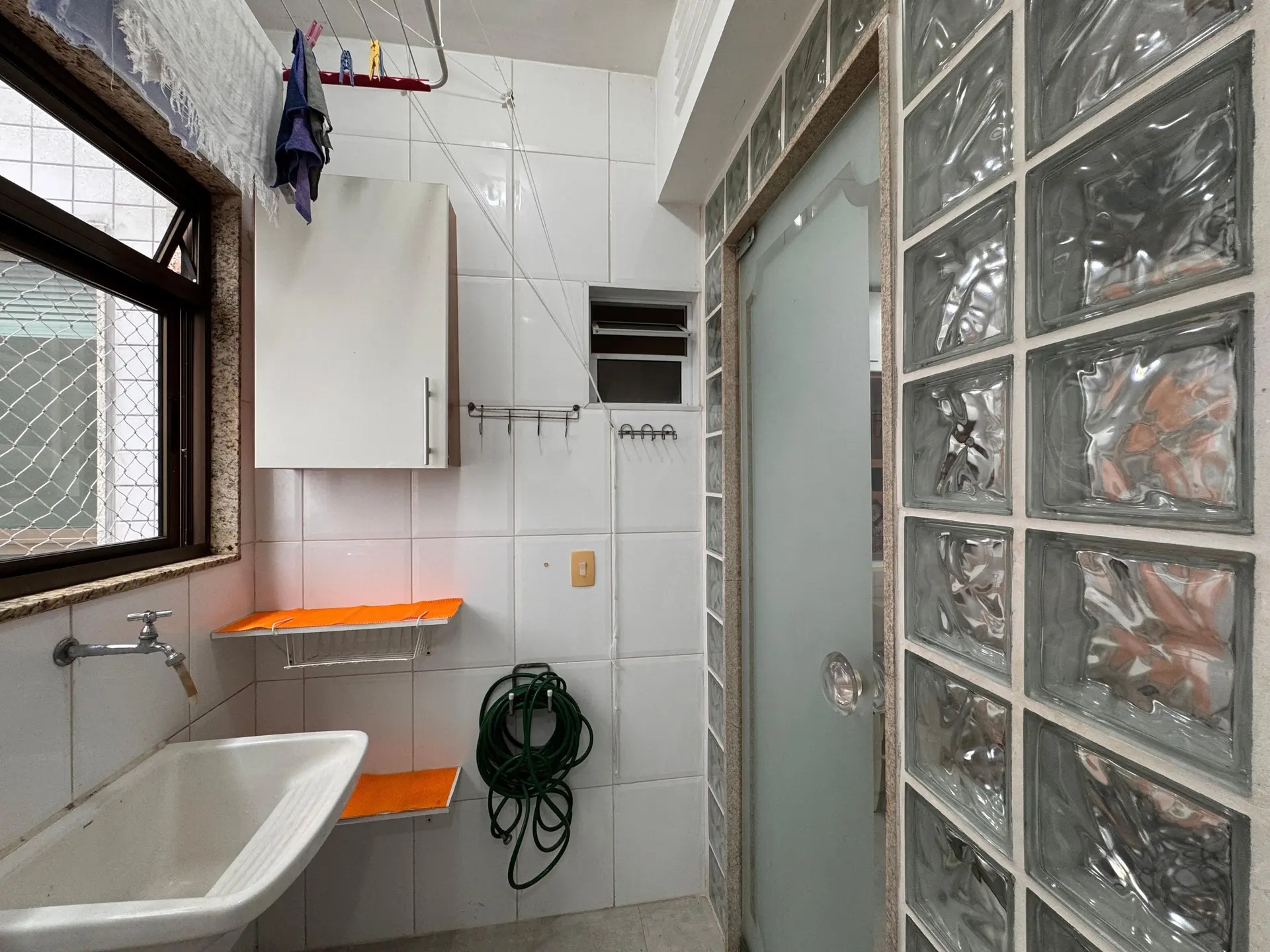 Apartamento mobiliado, 90 m², com varanda envidraçada — photo 41