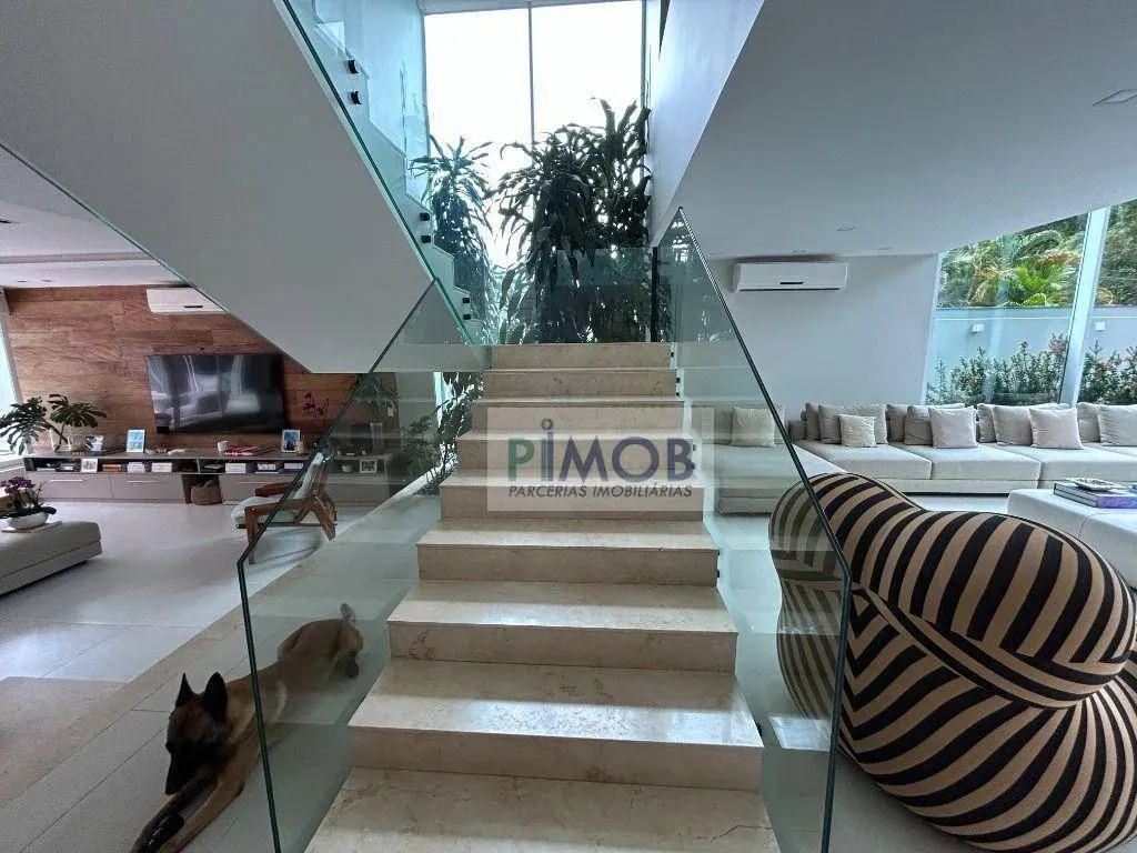 Casa mobiliada com 3 quartos e 5 banheiros, 550 m² — photo 8