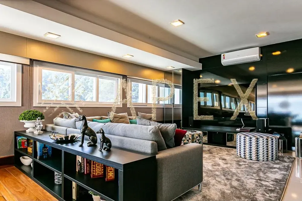 6 en-suite bedrooms, 9 bathrooms, 1600 m² and BBQ — photo 16