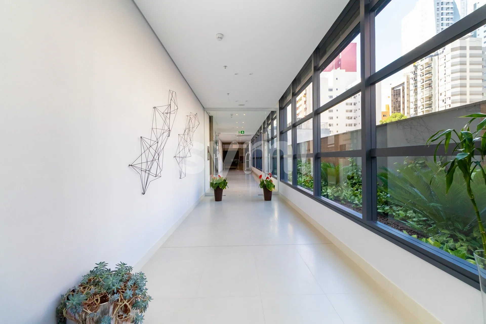 Furnished 2-bedroom apartment with a balcony grill — photo 80