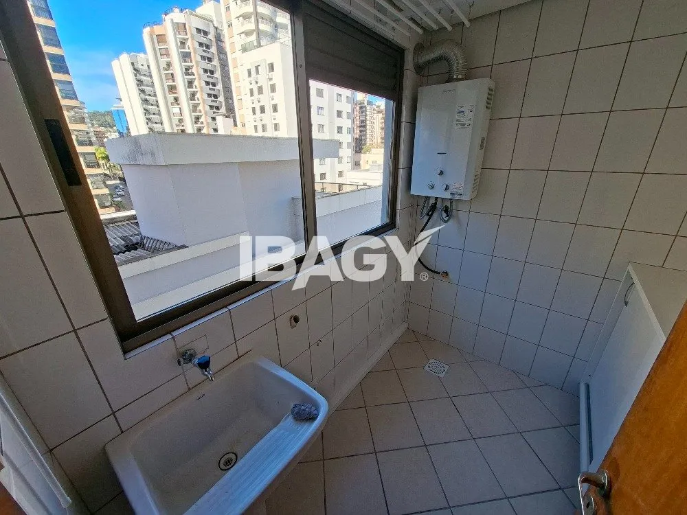 Apartamento de 4 dormitorios con 135 m² y 1 suite — photo 6