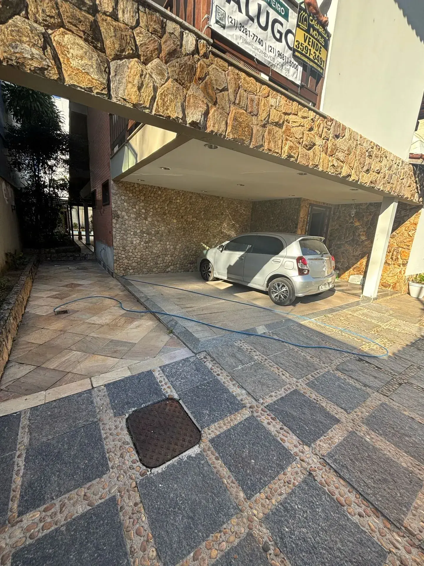 3-bedroom apartment with 5 bathrooms and a balcony — photo 54