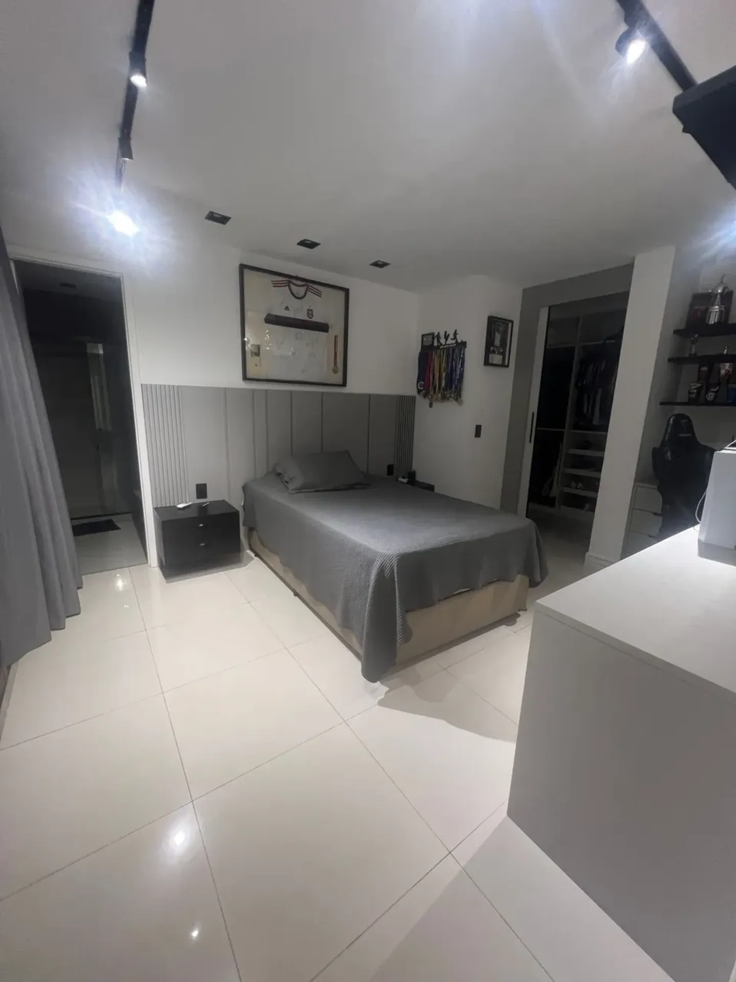 Apartamento mobiliado de 286 m² com 5 quartos e pets — photo 25