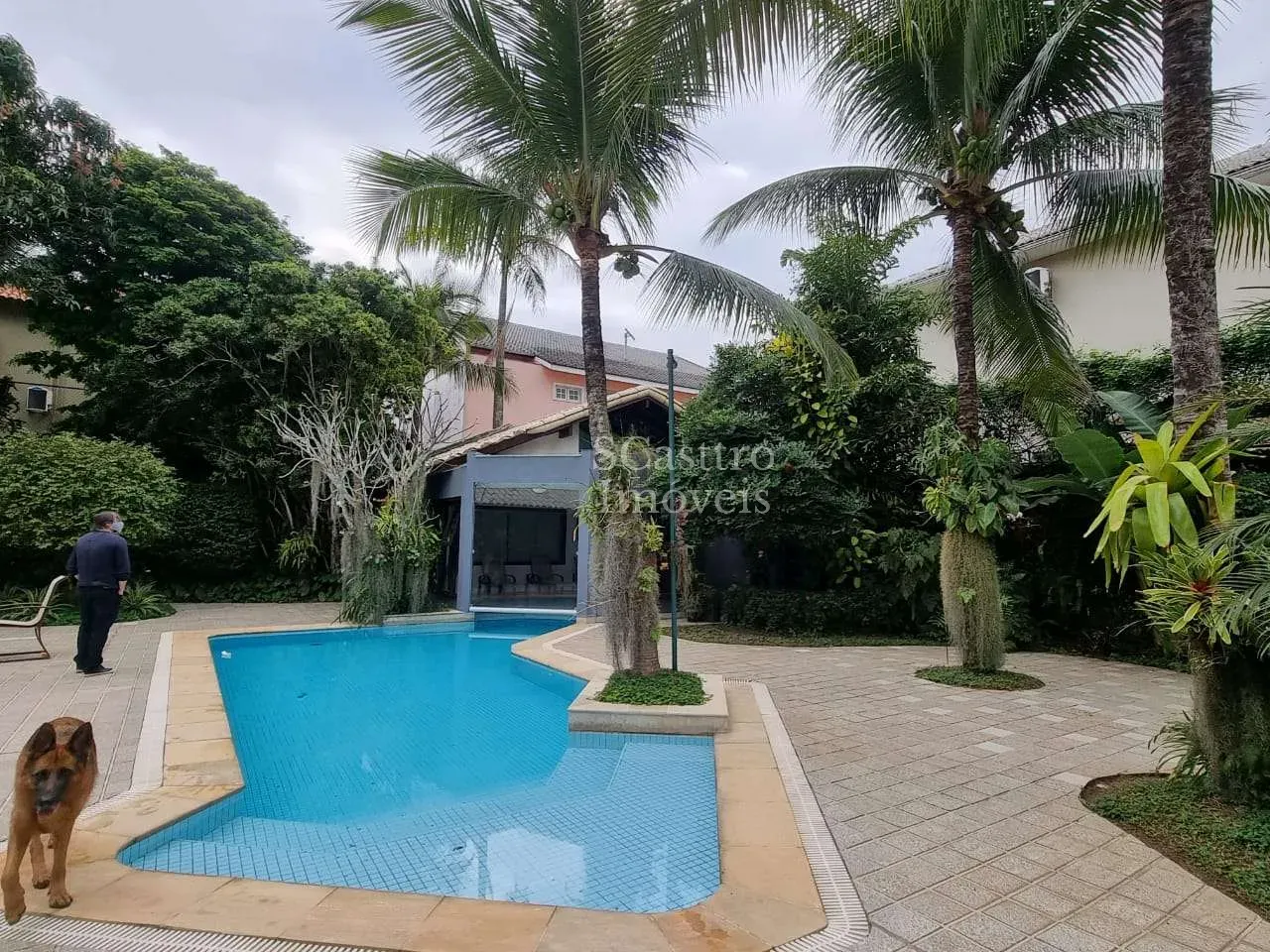 Casa mobiliada com 5 quartos e 5 suítes — photo 26