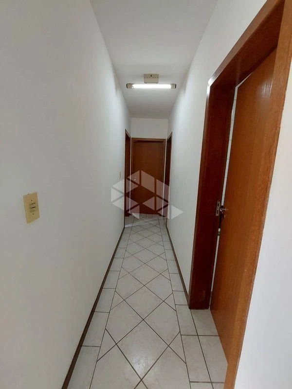 3-bedroom apartment, 1 with its own bathroom, 85 m² — photo 2