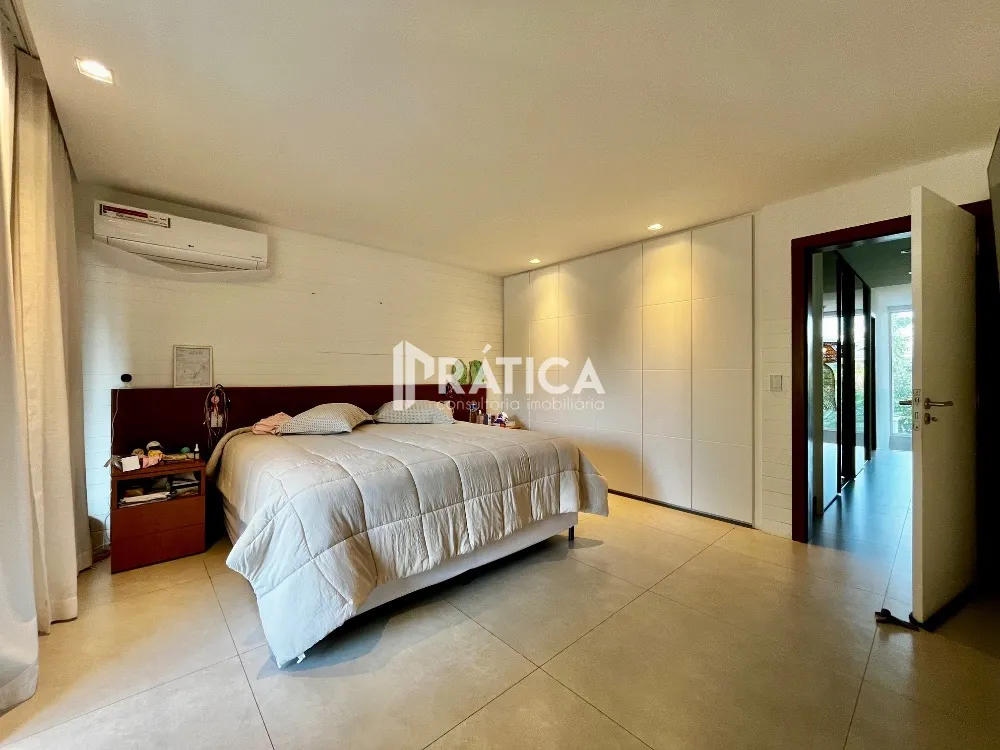 Casa mobiliada com 4 dormitórios e 5 banheiros — photo 34