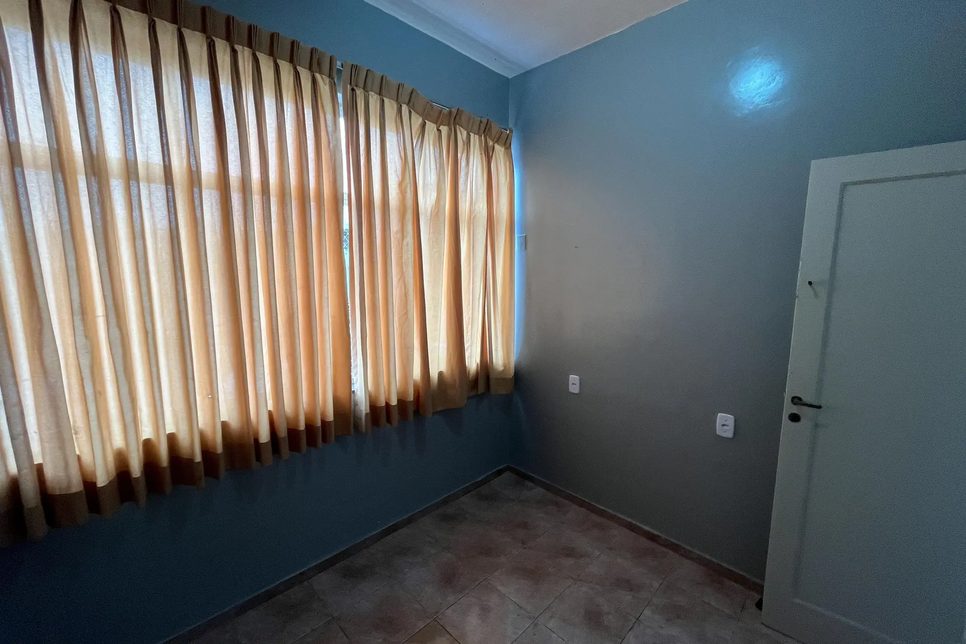 Apartment, 60 m², with a walk-in closet — photo 4