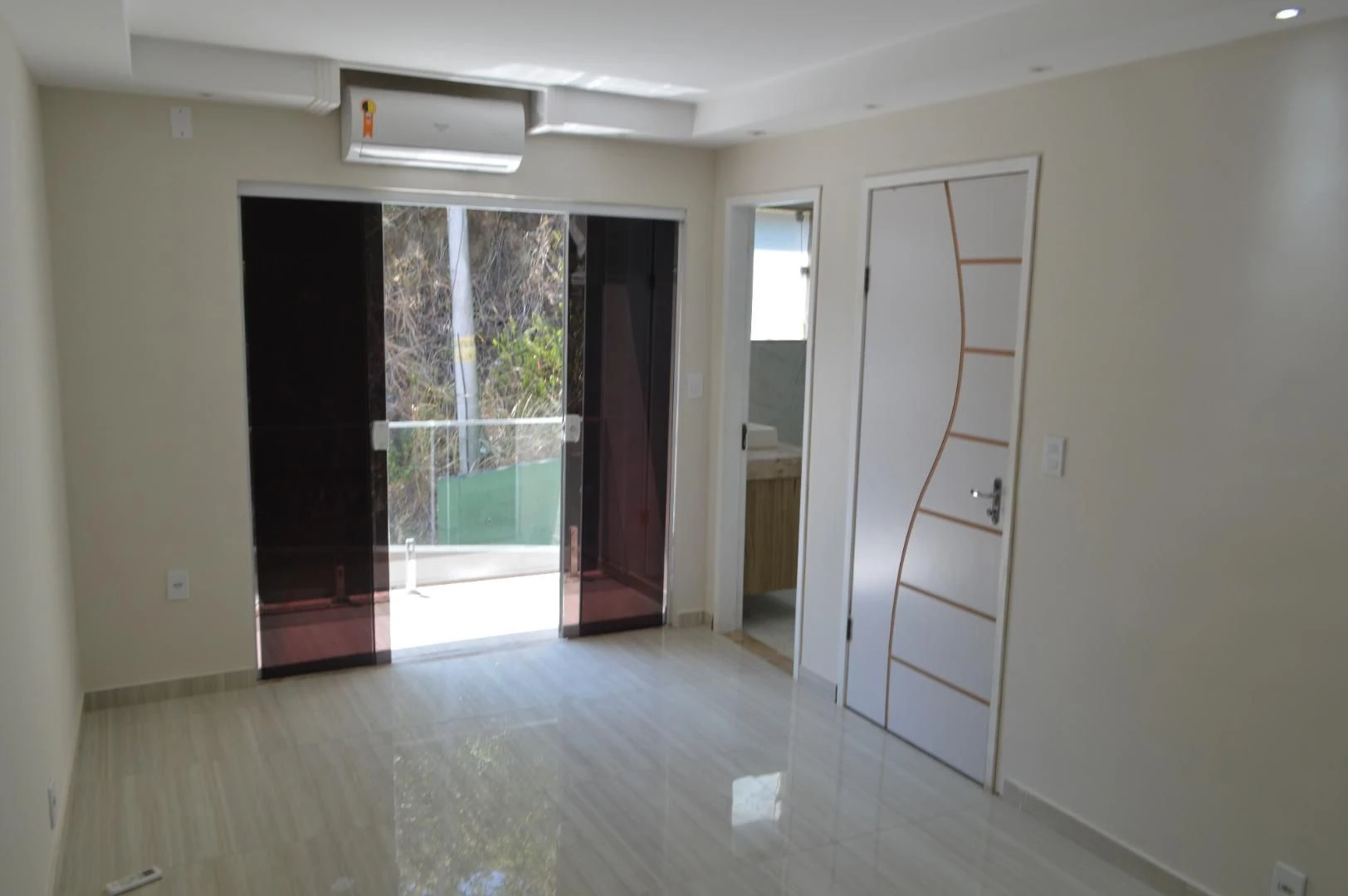 Ванна та 3 спальні: будинок 390 м² — photo 47