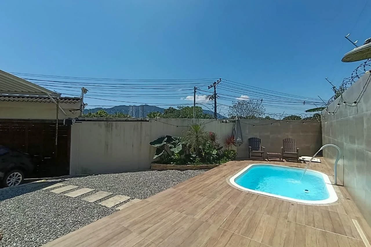 Home office in a 2-bedroom house, 280 m² — photo 24