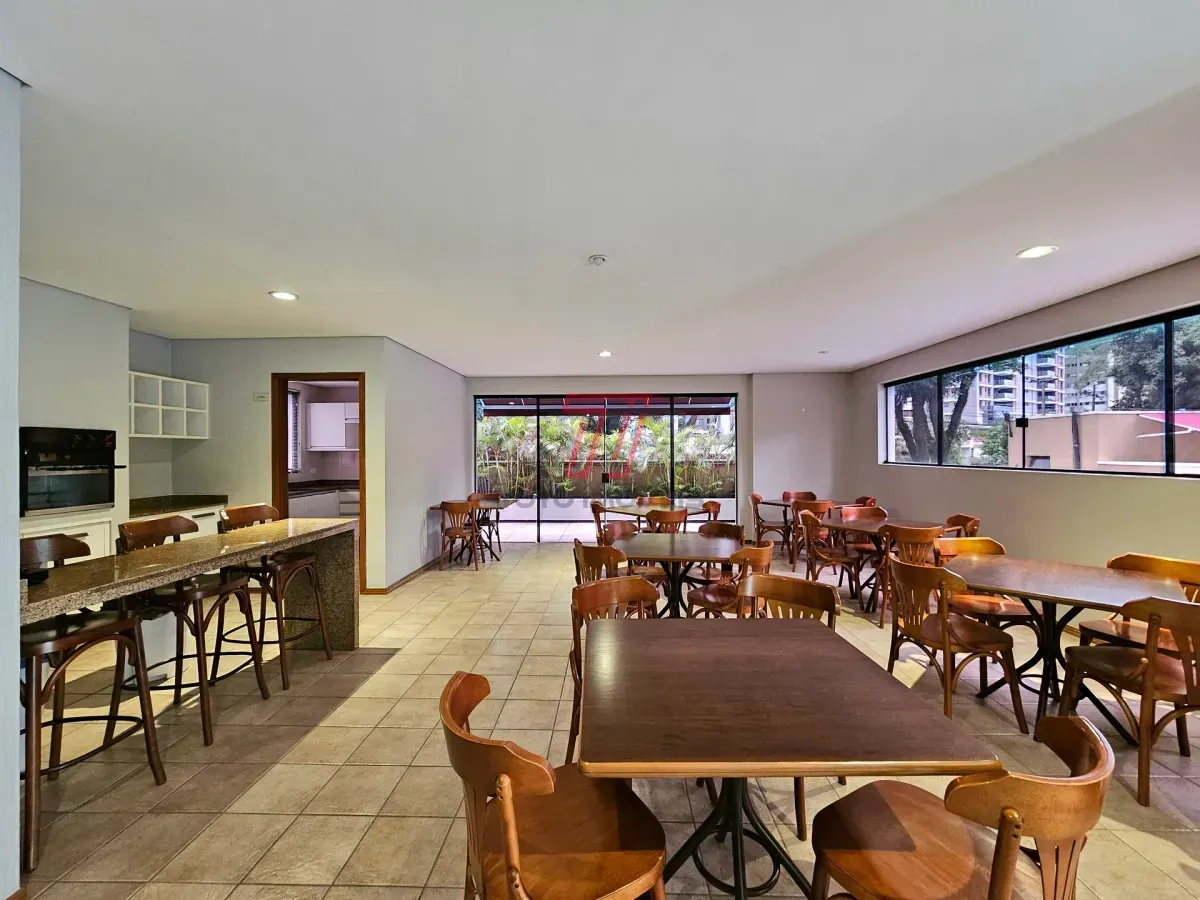 Rental apartment with 3 bedrooms and a balcony — photo 38