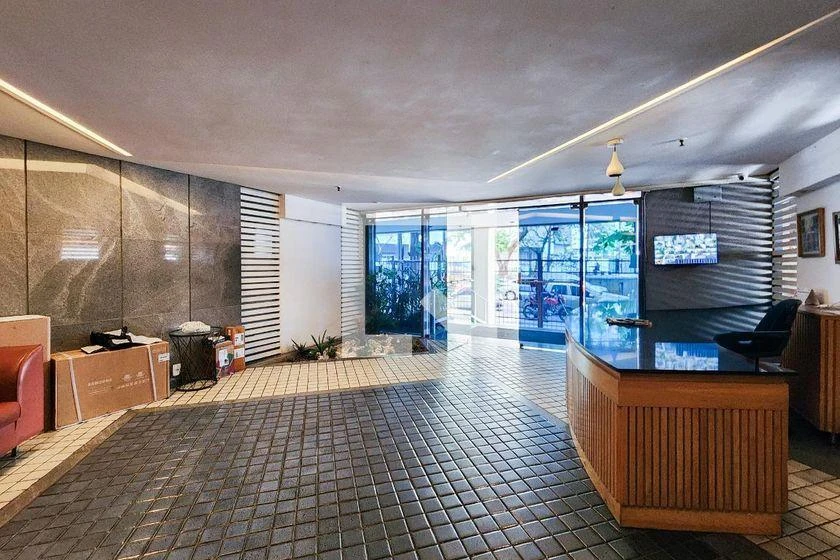Apartamento de 2 quartos em condomínio com piscina — photo 47