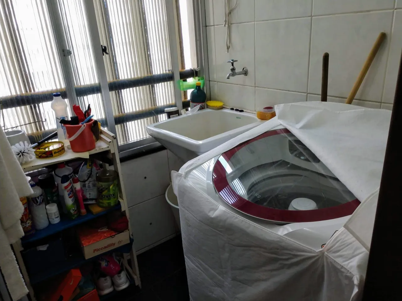2-bedroom apartment in a building with a gym — photo 19