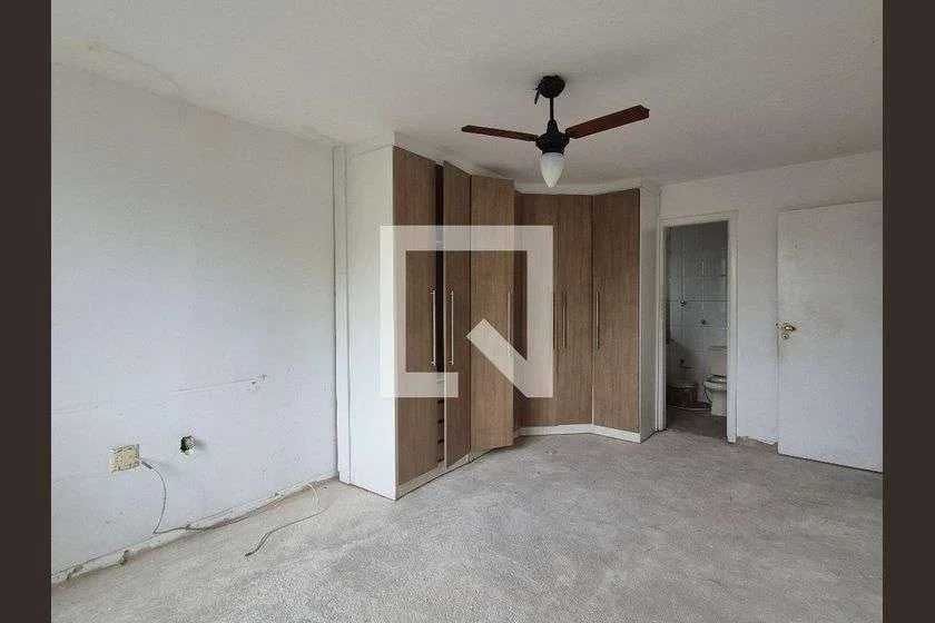 3-bedroom apartment, 1 with its own bathroom, 152 m² — photo 11