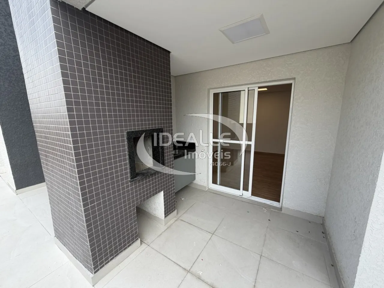 3-bedroom apartment with balcony and 142 m², 2 parking — photo 17