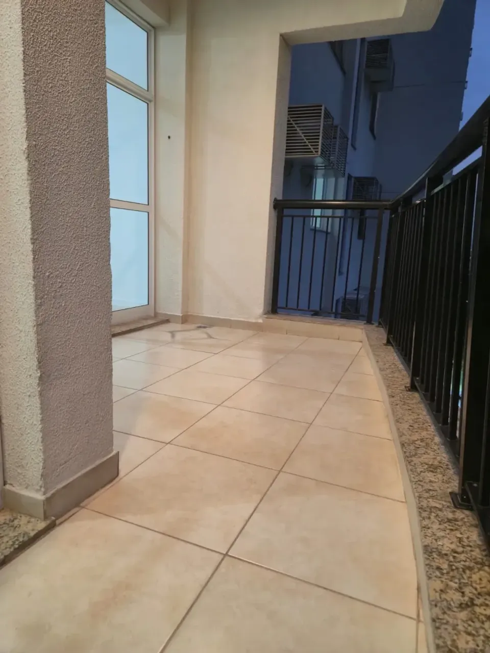 2-bedroom apartment with a separate kitchen and 2 baths — photo 7