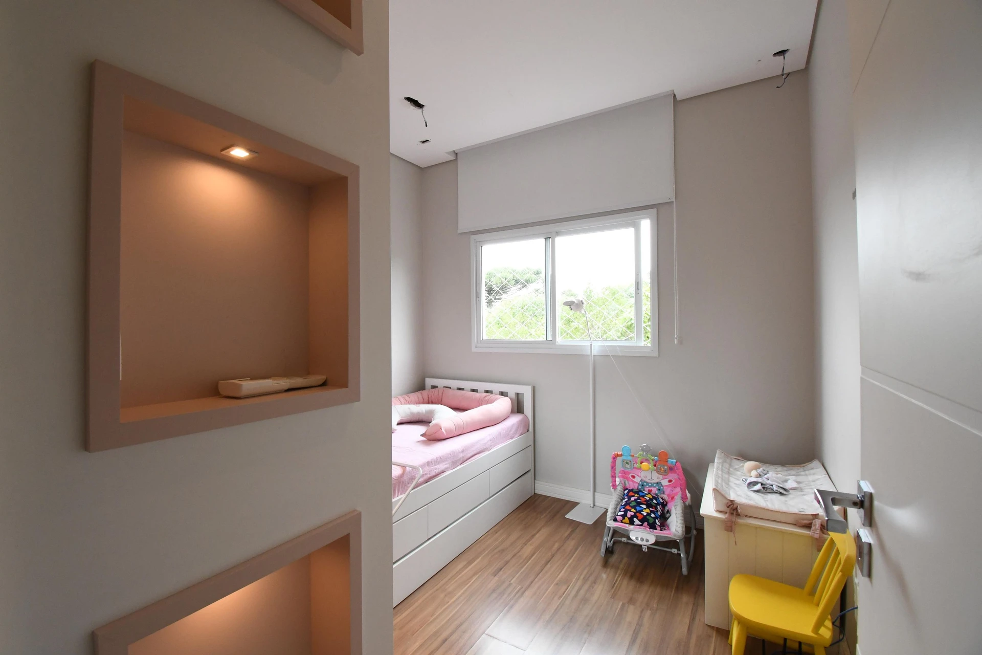 4-bedroom apartment with a dishwasher in Curitiba — photo 20