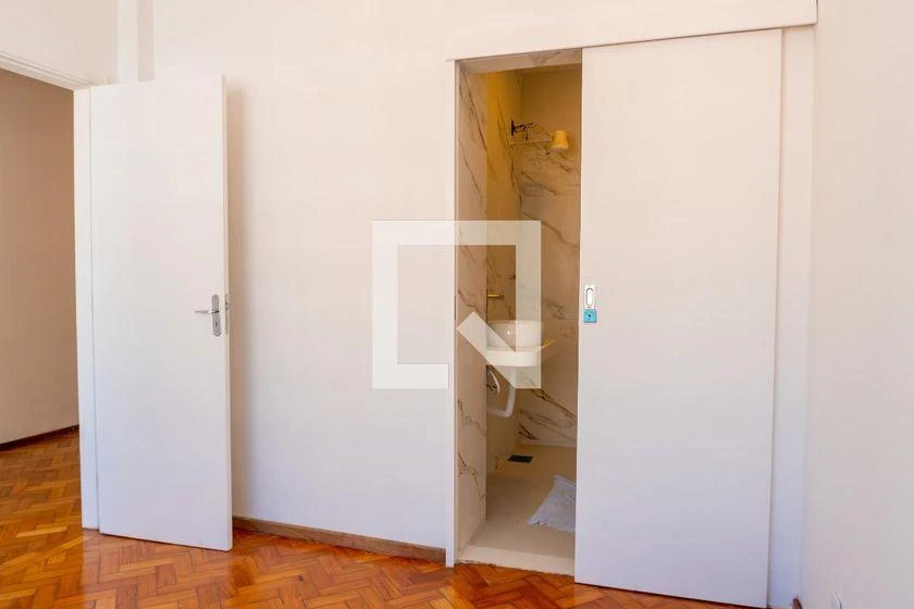 1-bedroom apartment with a separate kitchen, 40 m² — photo 6