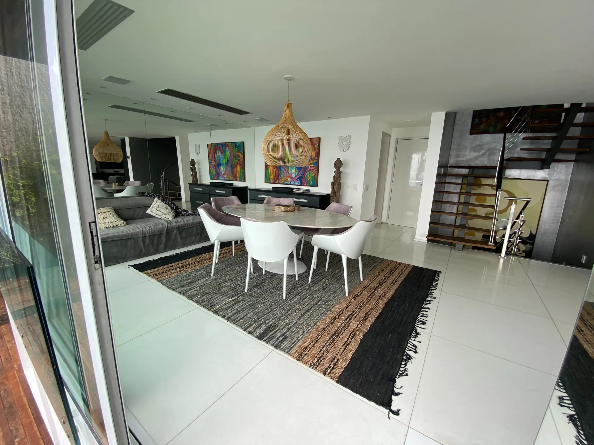 800 m² house with 5 bedrooms and an open-plan kitchen — photo 34