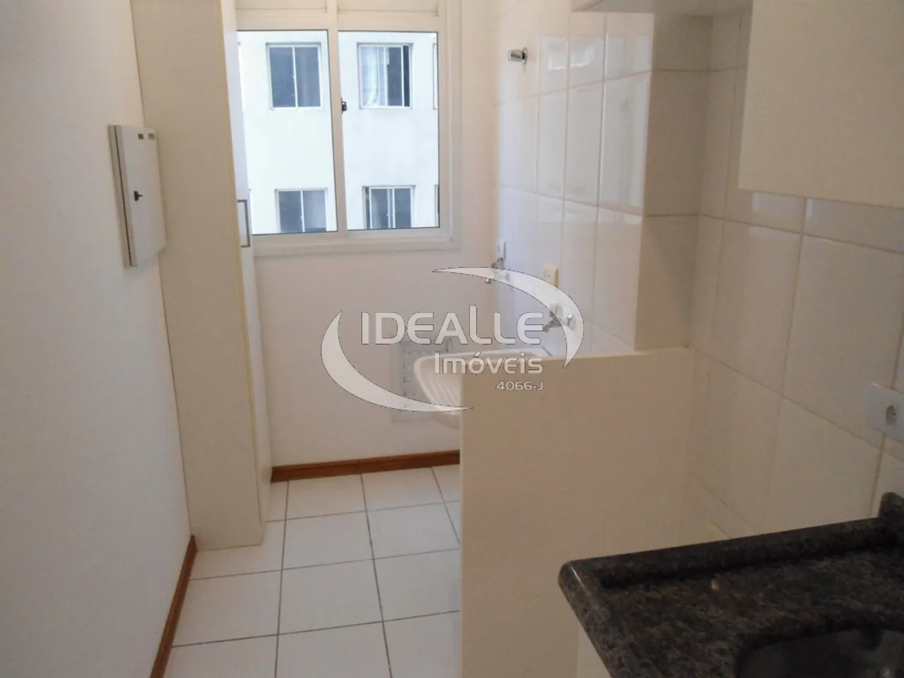 1-bedroom apartment with balcony and 58 m² — photo 8