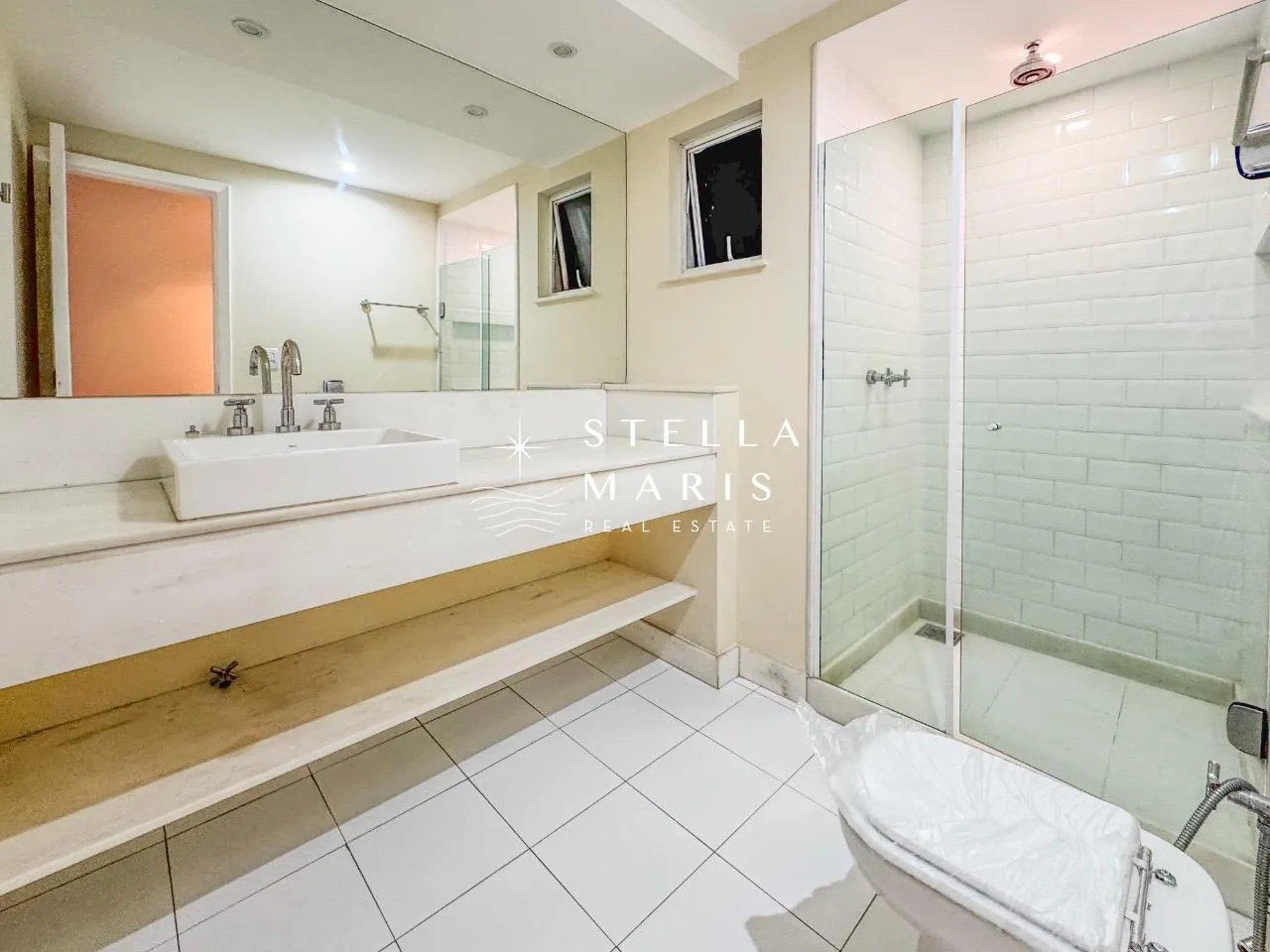 4-bedroom, 5-bath apartment with 1 parking space — photo 14