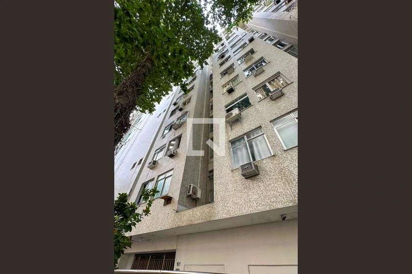 Furnished 40 m² apartment with 1 bedroom and 1 bathroom — photo 7