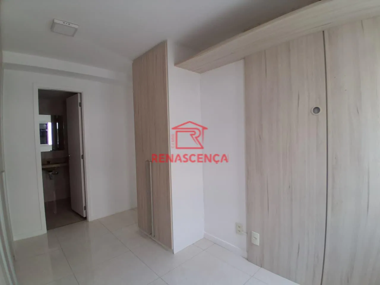 Квартира 77 м² з балконом із грилем та видом на гори — photo 19
