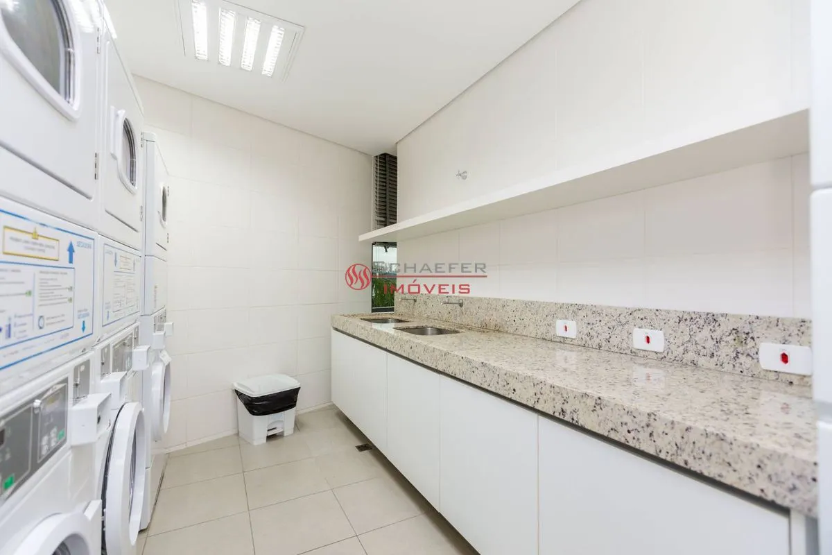Apartamento mobiliado de 1 quarto com mesa de trabalho — photo 47