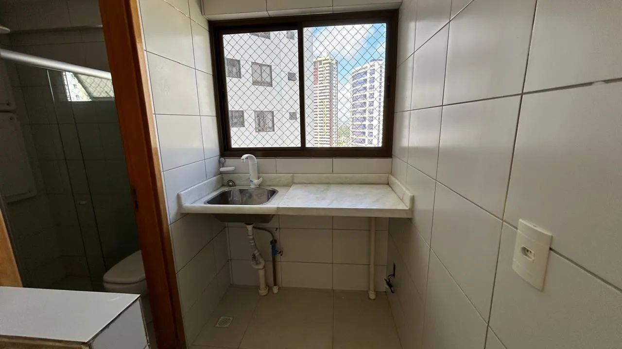 Квартира 91 м² с 3 спальнями и балконом — photo 12