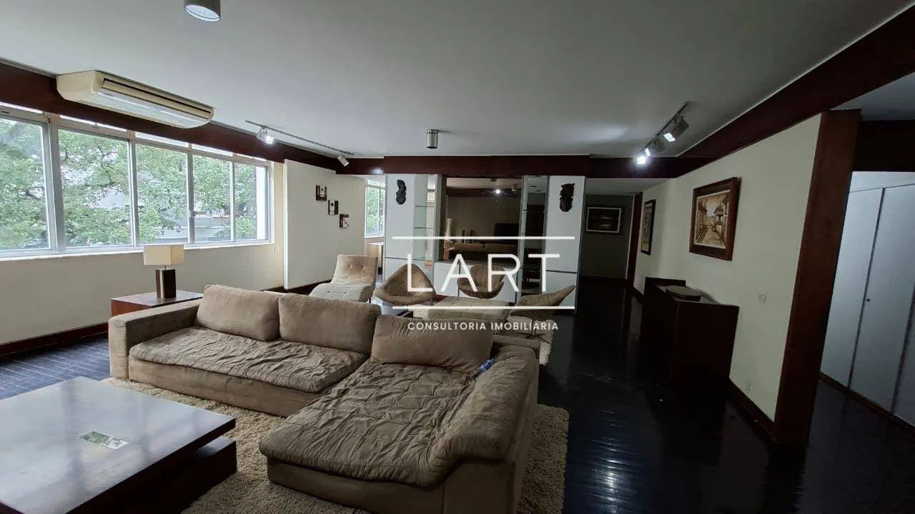 Rental apartment with 4 bedrooms and 280 m² — photo 6