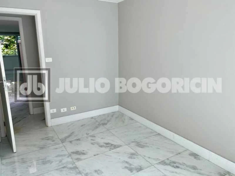 280 m² duplex penthouse with 3 en-suite bedrooms — photo 23