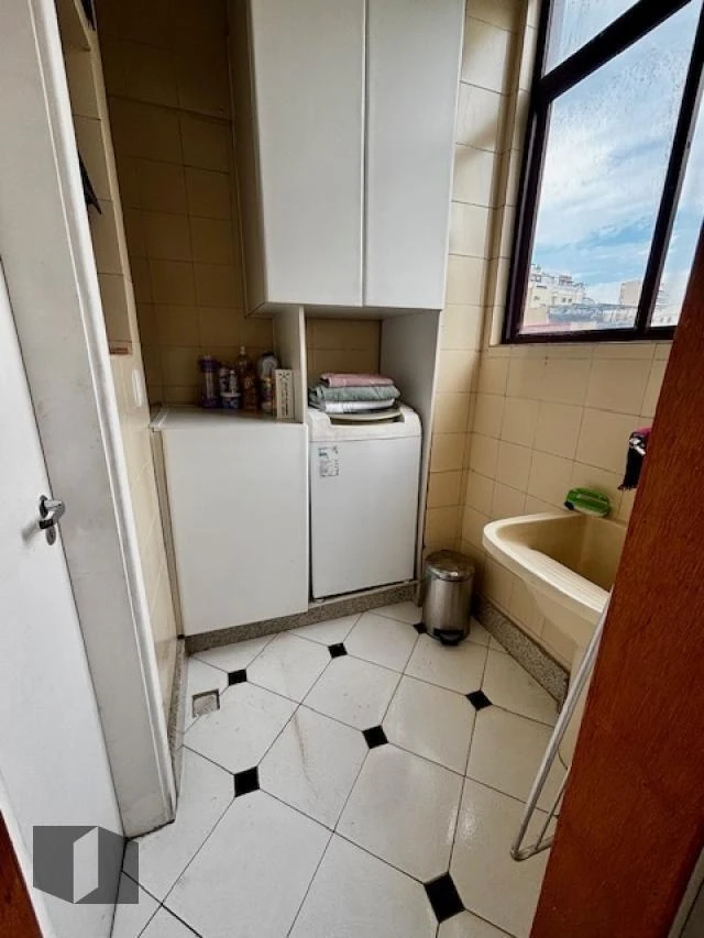 Unfurnished apartment with 3 bedrooms and 3 bathrooms — photo 14
