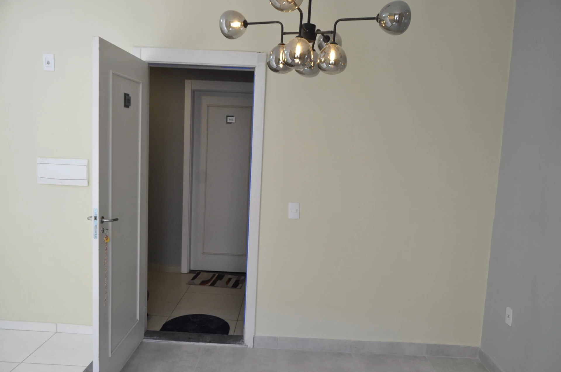 Вид на горы и 1 спальня: квартира 42 м² — photo 28