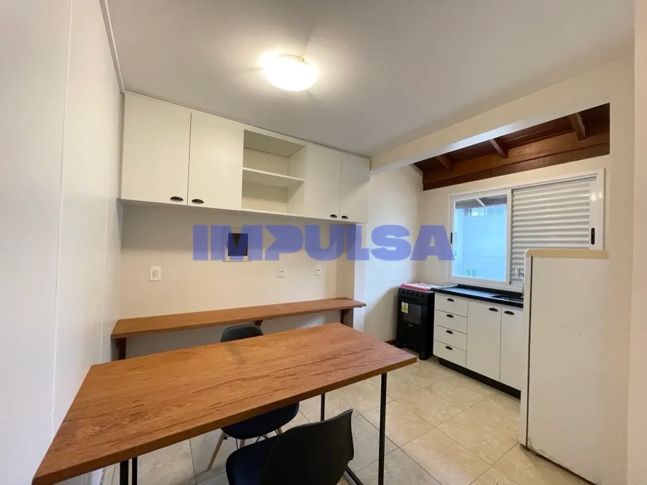 Furnished 1-bedroom apartment with 1 parking spot — photo 3