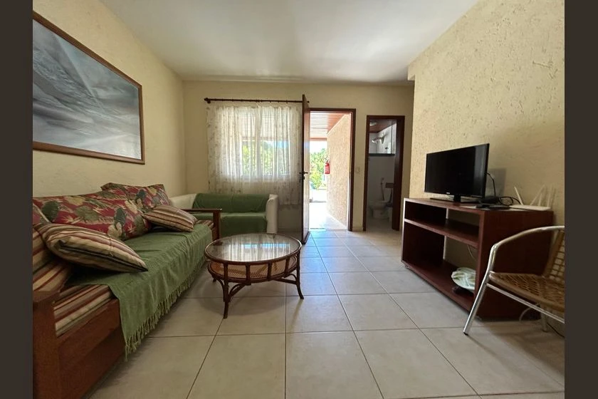 Condominium house with 2 bedrooms and 2 bathrooms