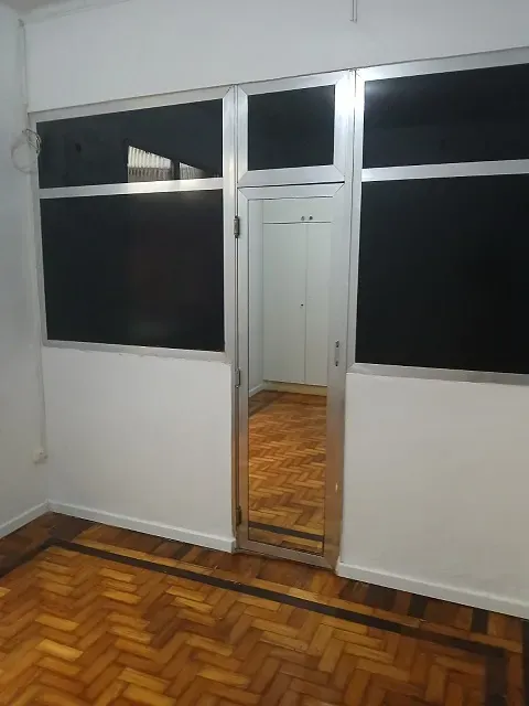 Apartamento, 60 m², com piso de madeira ou laminado — photo 15