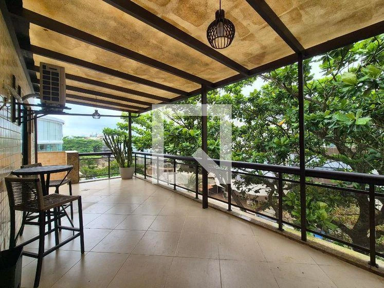 Furnished apartment, 180 m², with a glass-enclosed balcony — photo 5
