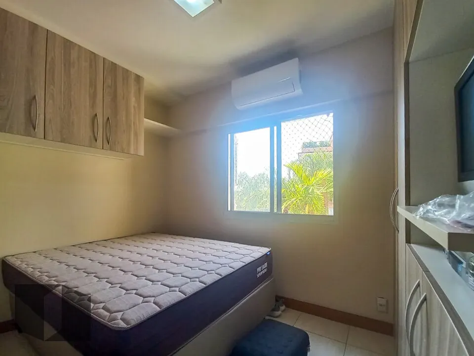Furnished 3-bedroom apartment with 3 baths and balcony — photo 7