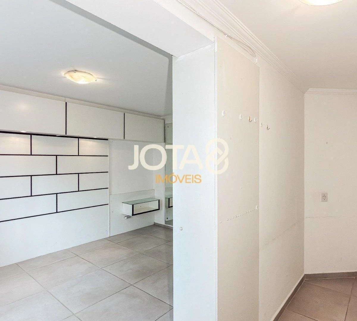 3-bedroom apartment with 1 en-suite and 3 bathrooms — photo 16