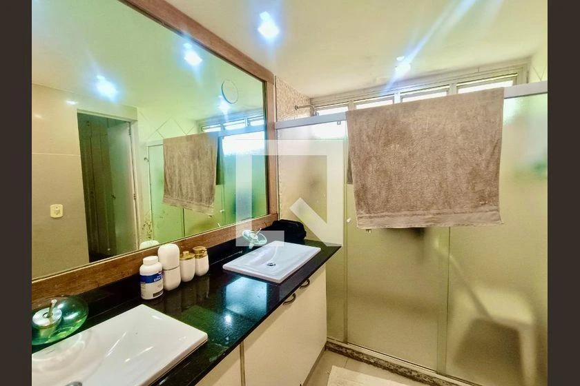 Apartamento de 4 quartos com cozinha integrada e 280 m² — photo 41