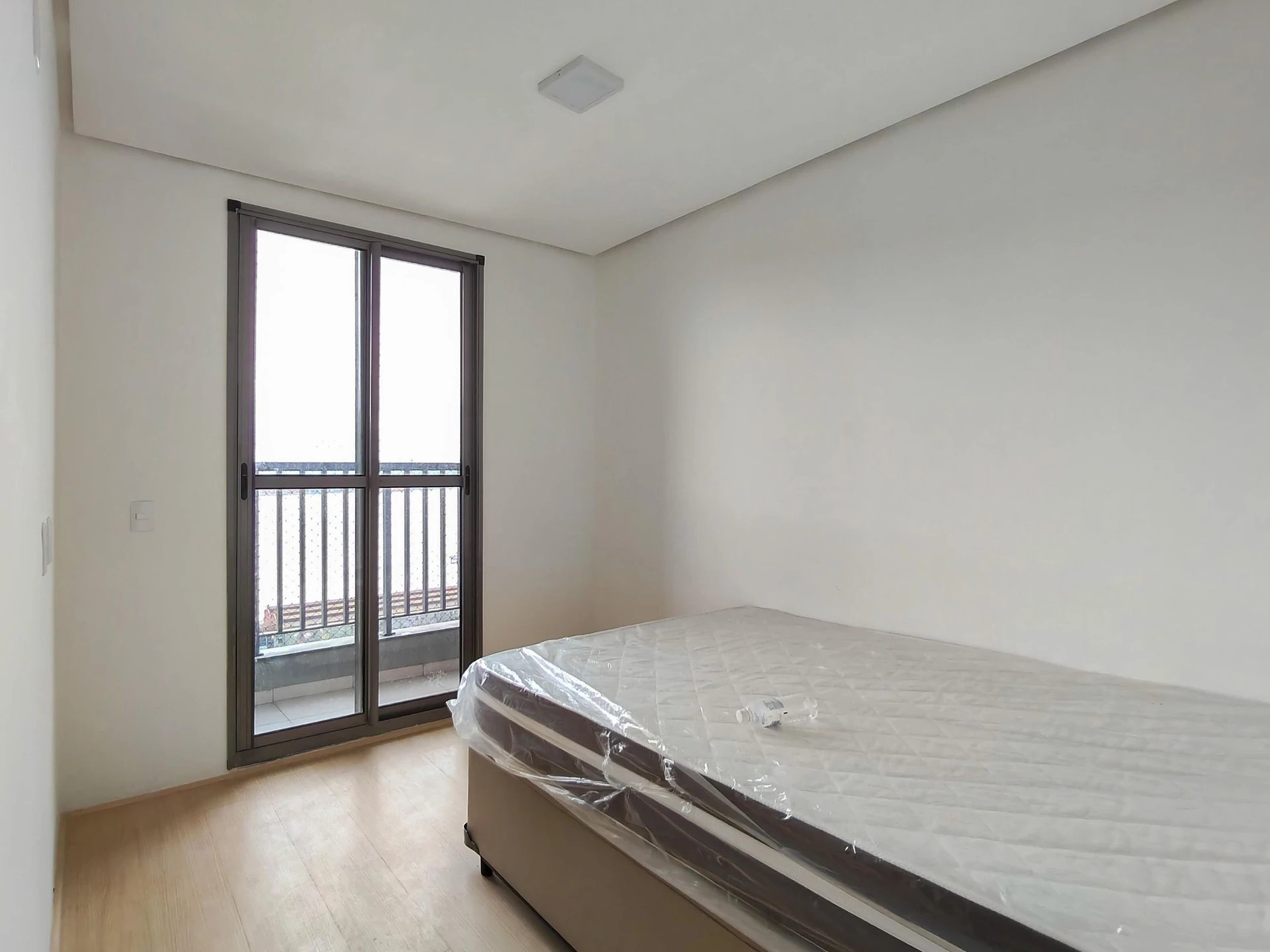 3-bedroom apartment with a water view in Rio de Janeiro — photo 20